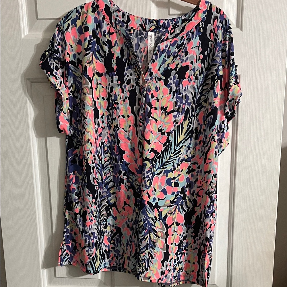 V-Neck Floral Print Blouse in Pink & Navy